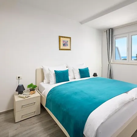 Ivano Apartment