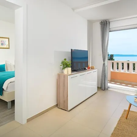 Ivano Apartment